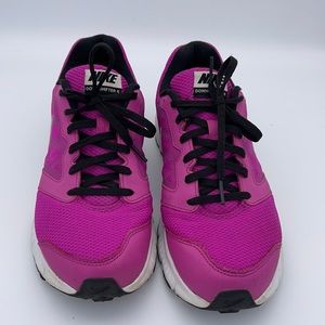 Nike Downshifter 6 women’s sz 9.5